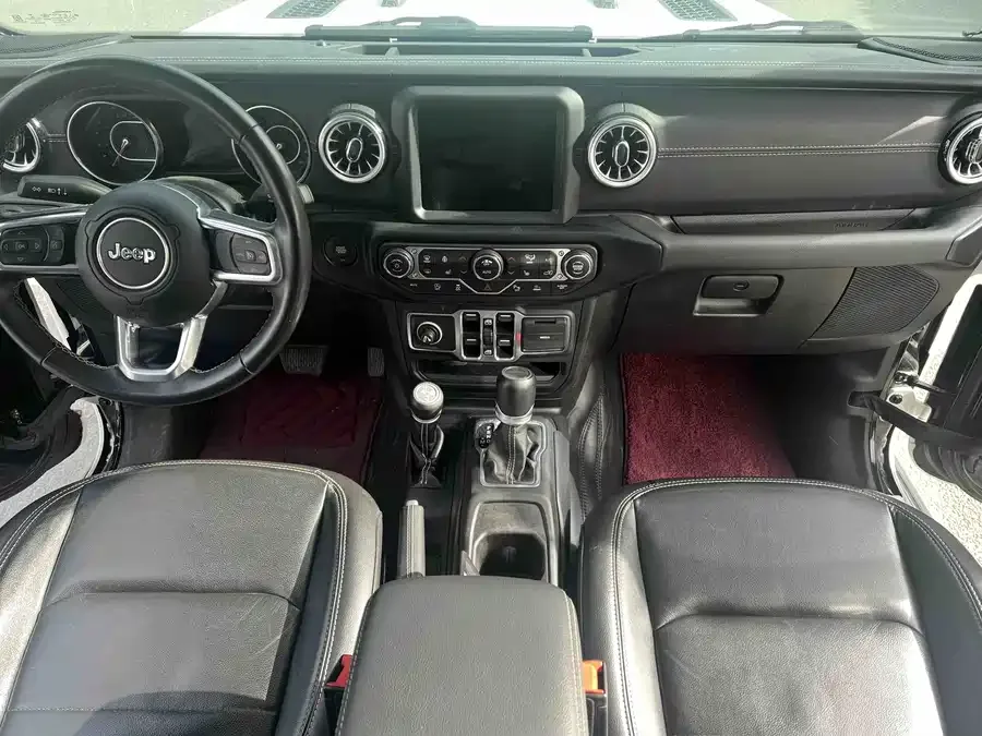 Jeep Gladiator Gladiator 2022 3.6L advance version 2023 — миниатюра 5
