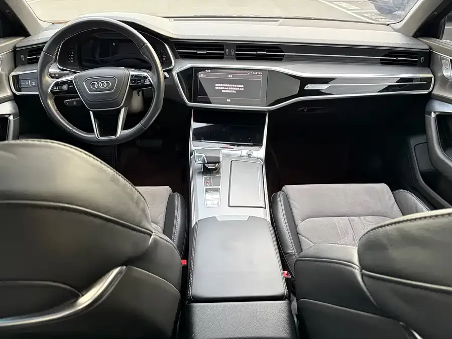 Audi A6L 2023 45 TFSI Premium Dynamic Model 2023 — миниатюра 3