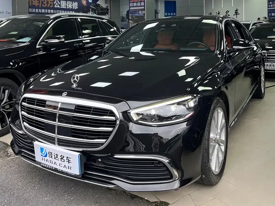 Mercedes-Benz S-Класс 2025