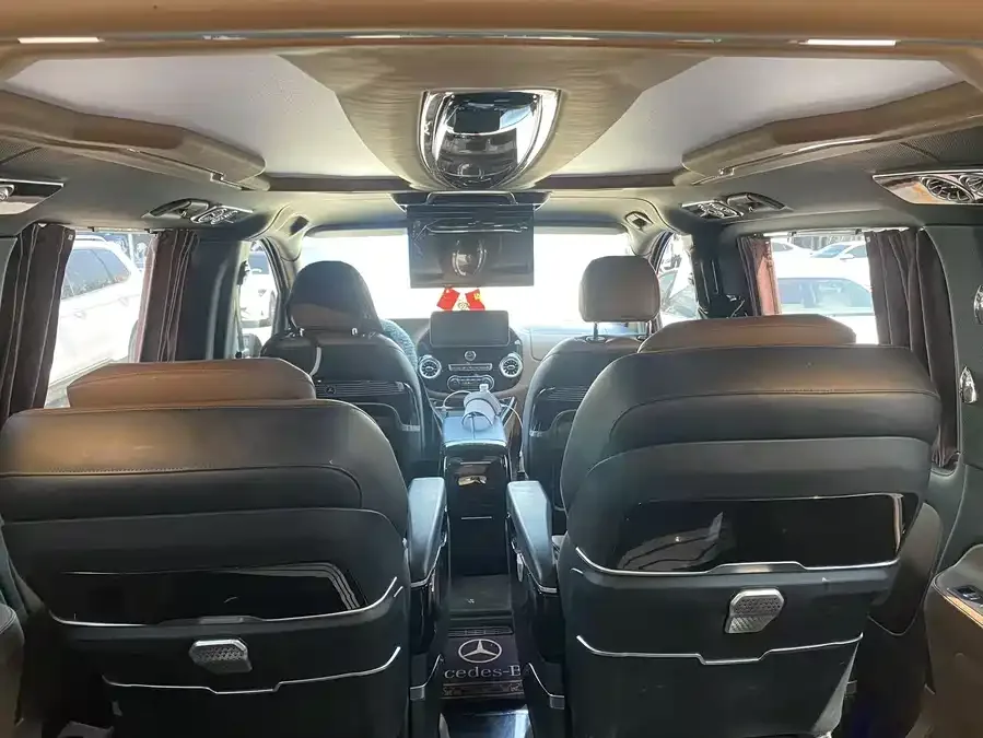 Mercedes-Benz Vito Vito 2024 2.0T Elite Edition 7 Seaters 2024 — миниатюра 4