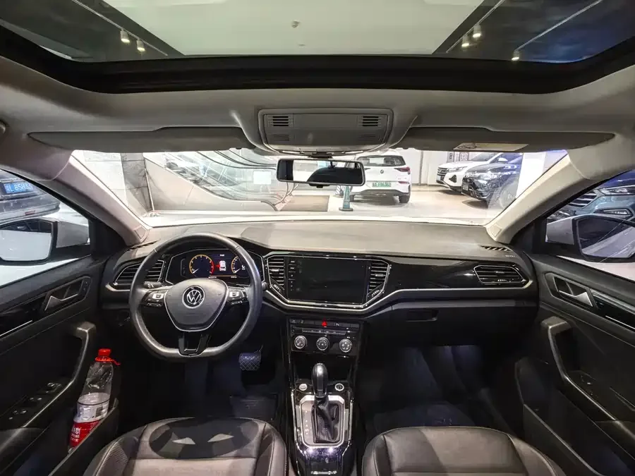 Volkswagen T-Roc T-ROC 2022 280TSI DSG 2WD Comfort PLUS 2022 — миниатюра 3