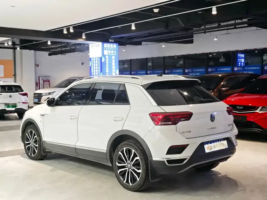 Volkswagen T-Roc T-ROC 2022 280TSI DSG 2WD Comfort PLUS 2022 — миниатюра 4