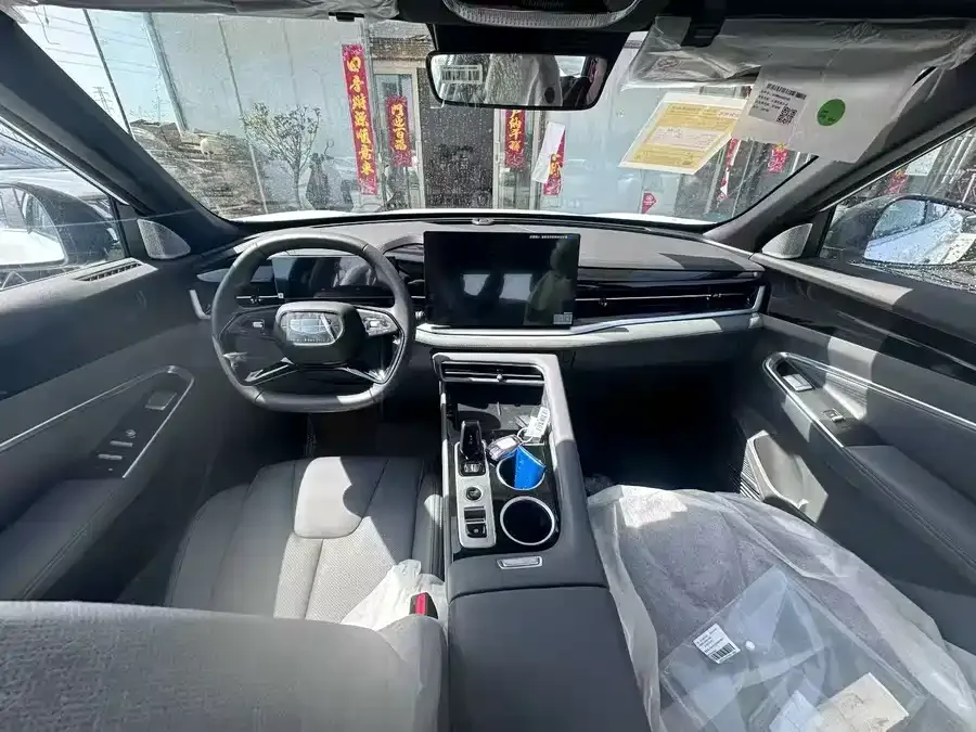 Geely Atlas L Geely Boyue L 2026 Fourth Generation 1.5TD DCT with Blue Lights 2026 — миниатюра 5