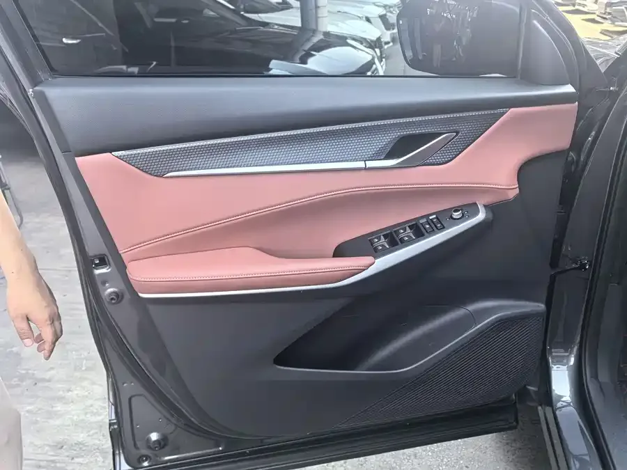 Changan CS75PLUS Changan CS75PLUS 2023 third-generation 1.5T automatic premium model 2023 — миниатюра 4