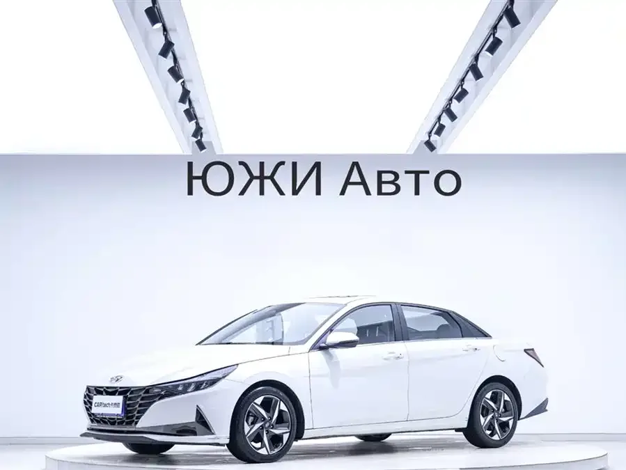 Hyundai Elantra 2023