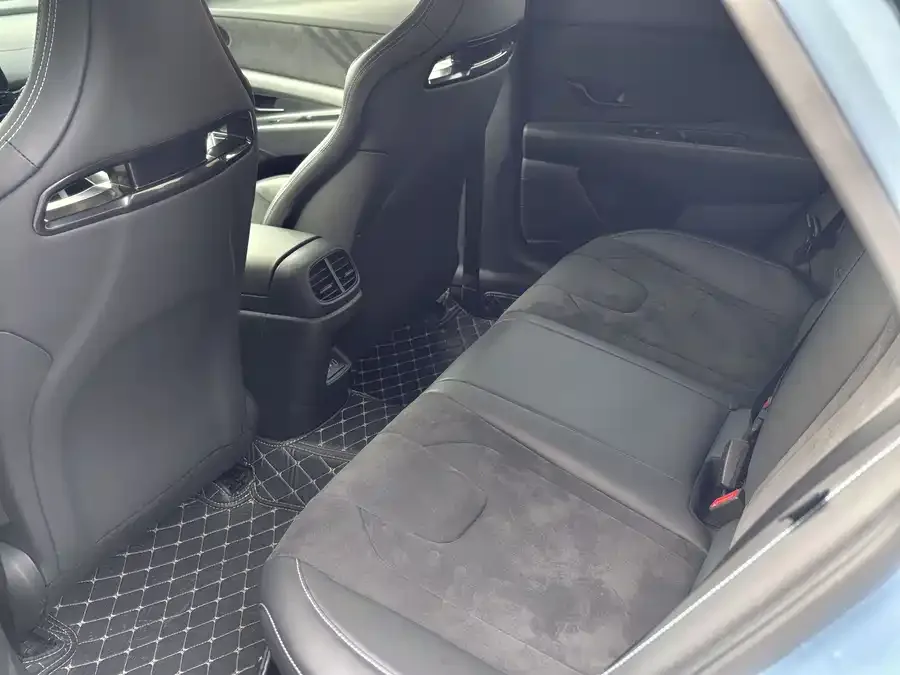 Hyundai Elantra N Elantra N 2023 2.0T Sport Package Edition 2024 — миниатюра 4