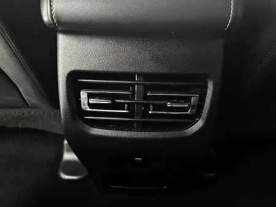 Haval M6 Haval M6 2021 PLUS 1.5T DCT Luxury Smart Connected Edition 2022 — миниатюра 5