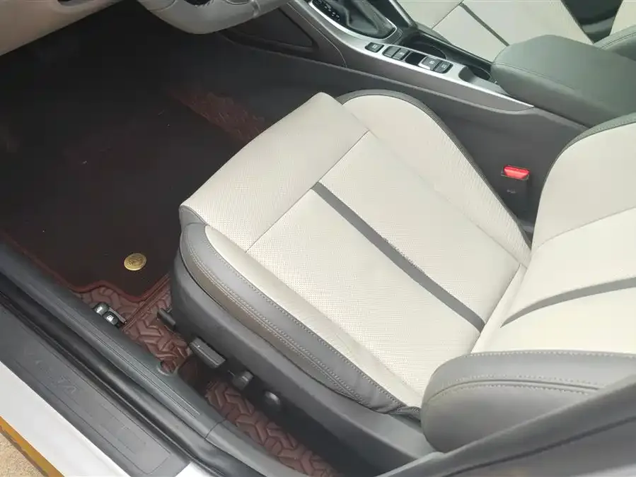 Hyundai Lafesta Fiesta 2021 280TGDi DLX Luxury Edition 2022 — миниатюра 3