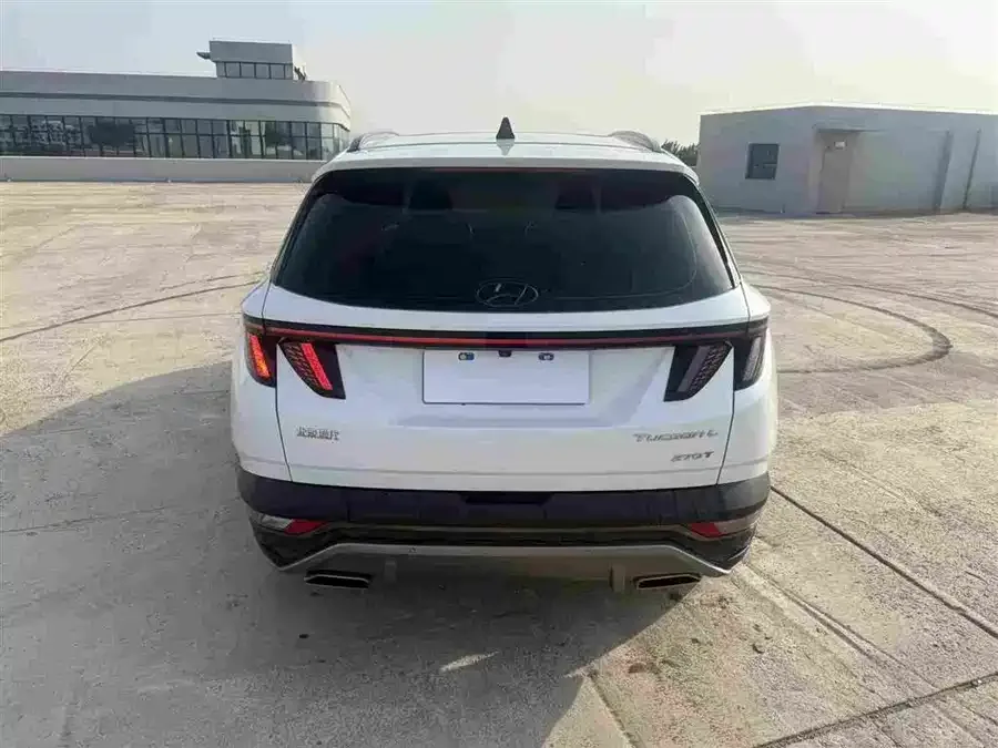 Hyundai tucson l Tucson 2023 Tucson L 1.5T Automatic 2WD LUX Premium Edition 2024 — миниатюра 5