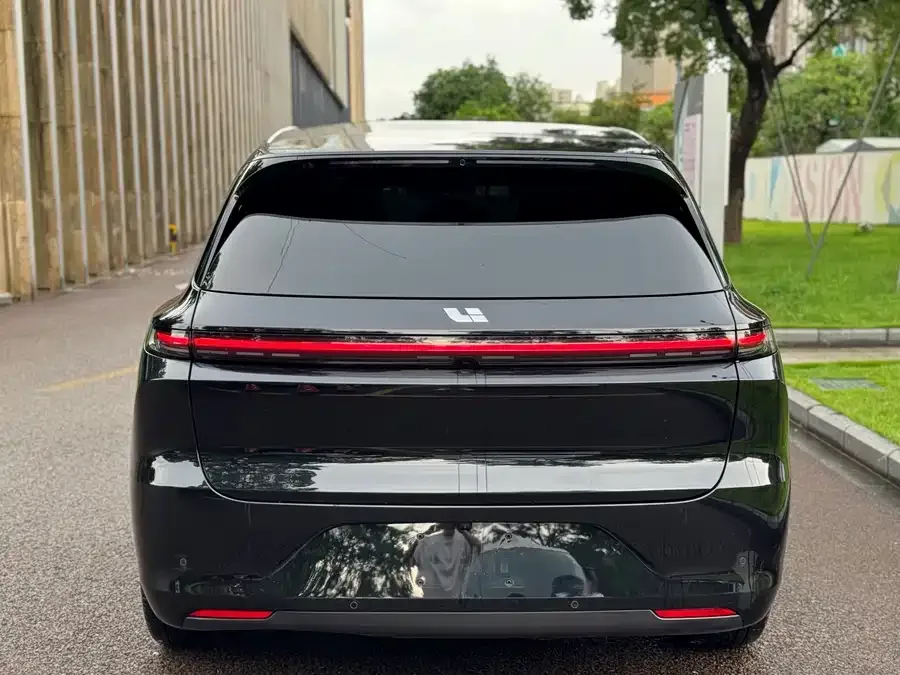 Li Xiang L6 Ideal L6 2024 Pro 2025 — миниатюра 4