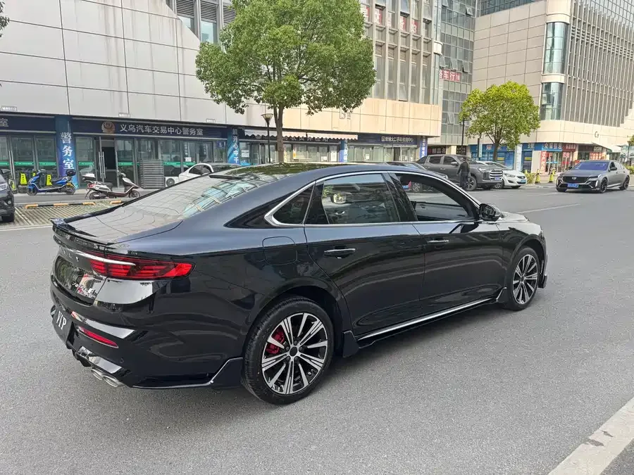 Geely Xingrui Xingrui 2025 Dongfangyao 1.5TD Kunlun Edition 2026 — миниатюра 2