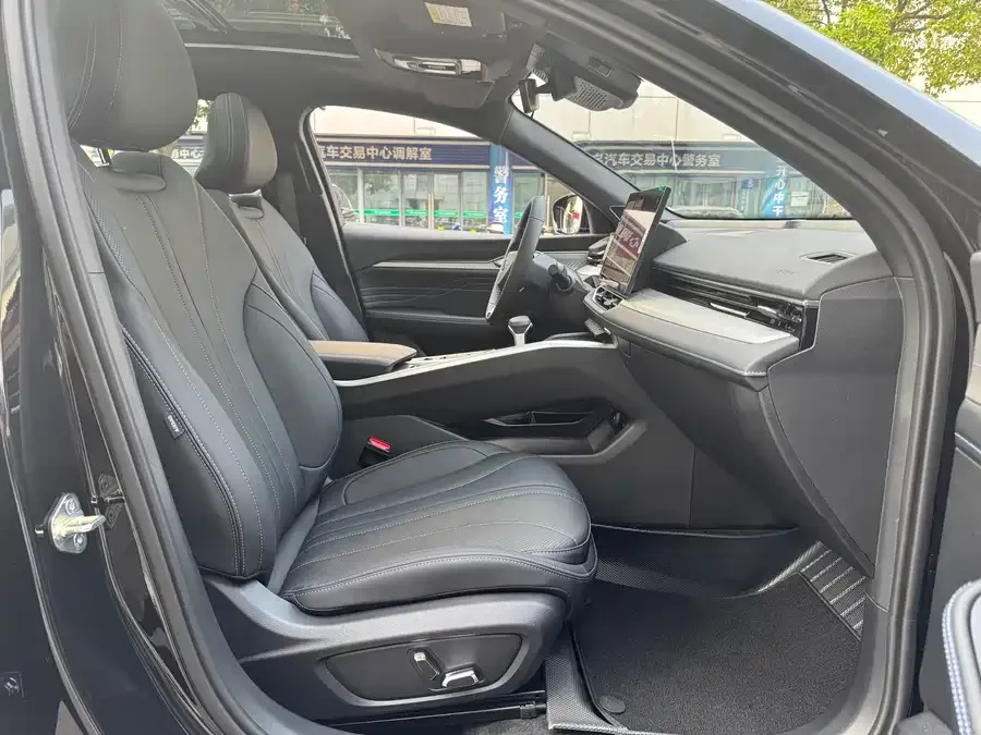 Geely Xingrui Xingrui 2025 Dongfangyao 1.5TD Kunlun Edition 2026 — миниатюра 3