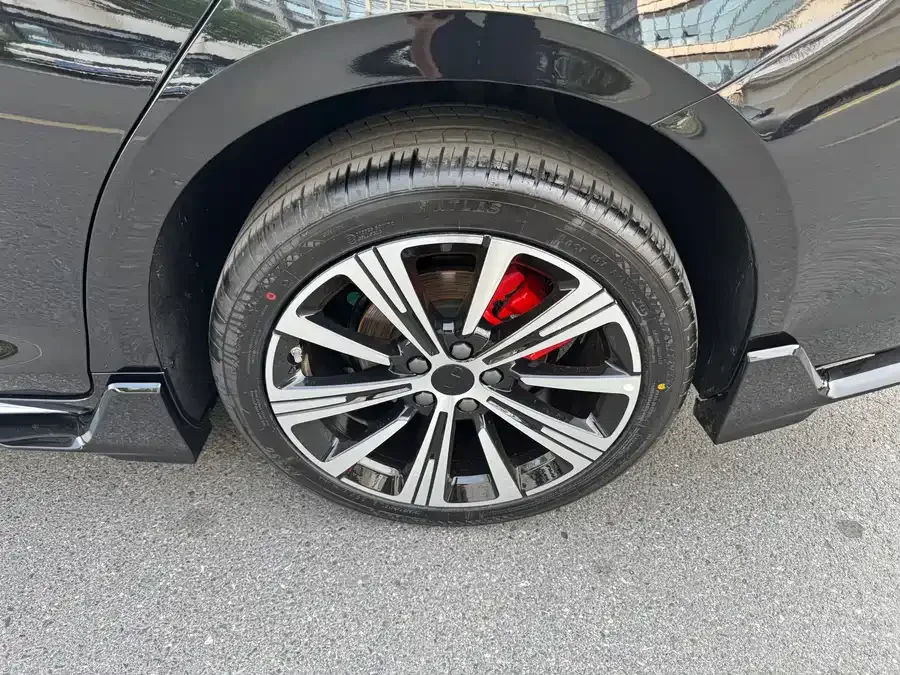 Geely Xingrui Xingrui 2025 Dongfangyao 1.5TD Kunlun Edition 2026 — миниатюра 5
