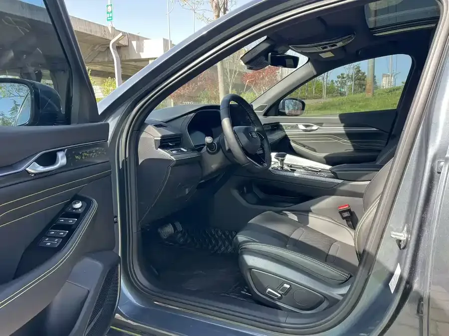 Geely Xingrui Xingrui 2024 1.5TD Longteng Edition 2024 — миниатюра 4