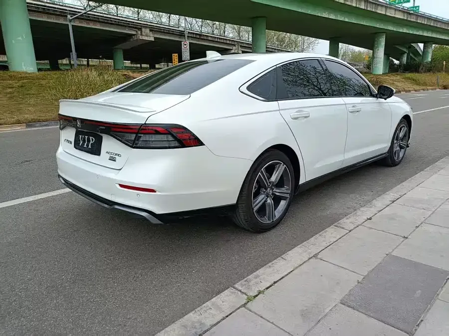 Honda Accord Accord 2023 260TURBO Excellence Edition 2023 — миниатюра 4