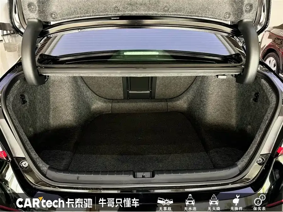 Honda Accord Accord 2022 260TURBO Deluxe Edition 2022 — миниатюра 4