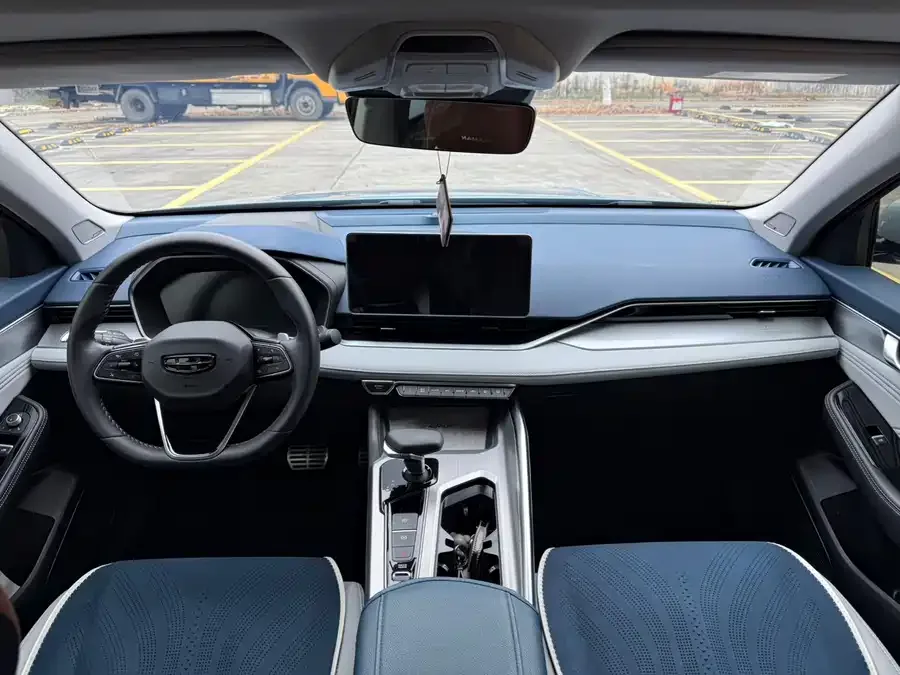 Geely Xingrui Xingrui 2023 2.0TD Premium Edition 2023 — миниатюра 5
