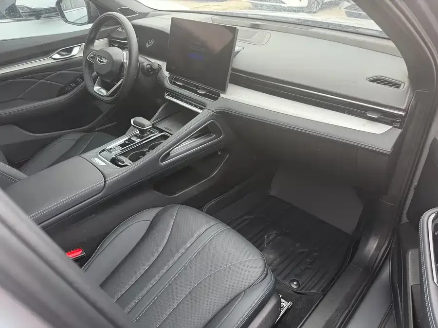 Geely Xingrui Xingrui 2026 Dongfang Yao 1.5TD Kunlun Edition 2025 — миниатюра 4