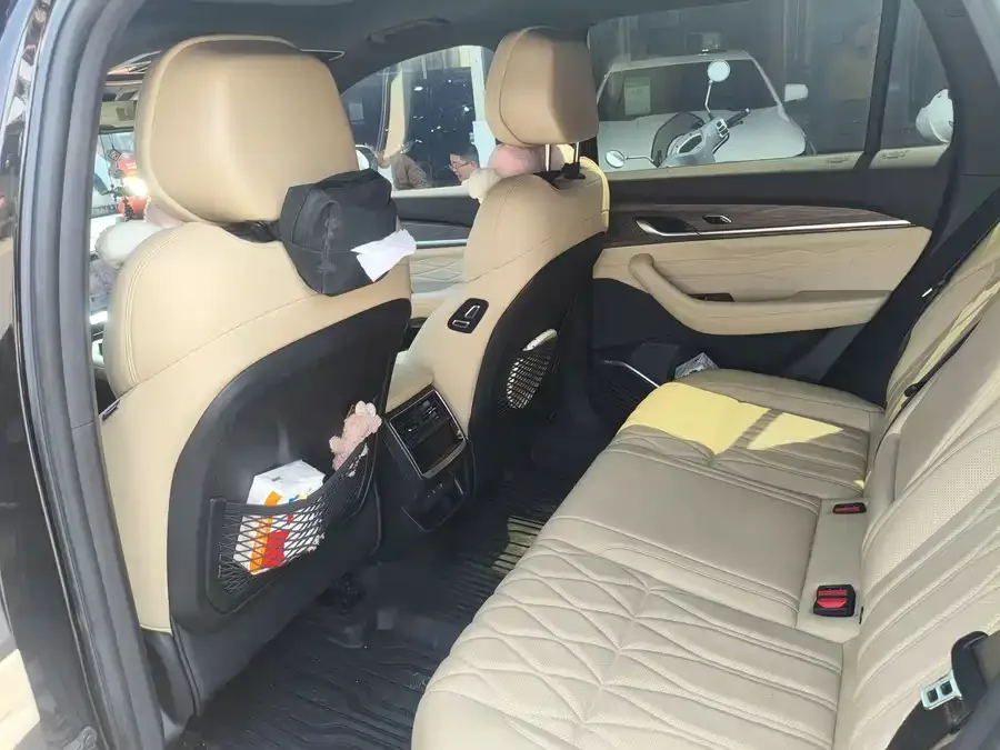 Geely Monjaro Xingyue L 2025 Dongfangyao 2.0TD Automatic Star-gazing Edition 2024 — миниатюра 3