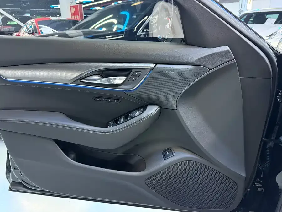 Cadillac CT5 2024 28T Luxury Pro 2024 — миниатюра 2