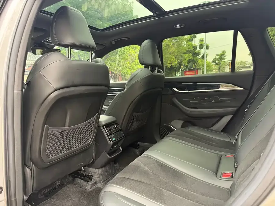 Geely Monjaro Xingyue L 2024 2.0TD High Power Automatic 2WD Skyline Edition 2023 — миниатюра 3