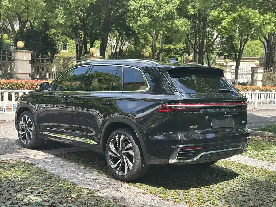Geely Monjaro Xingyue L 2024 2.0TD High Power Automatic 2WD Skyline Edition 2024 — миниатюра 3