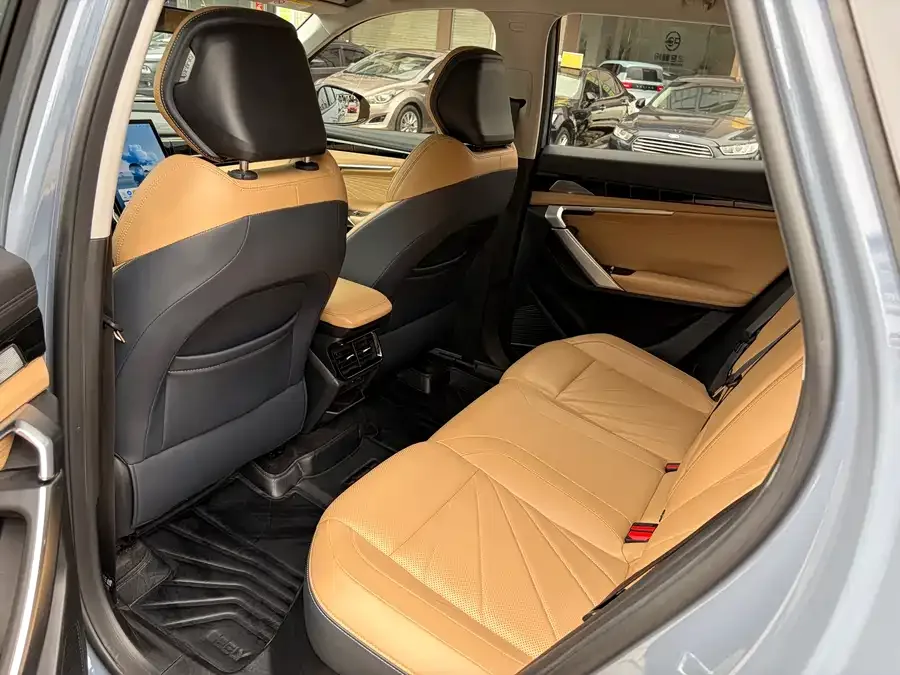 Geely Atlas L Boyue L 2023 2.0TD DCT flagship model 2022 — миниатюра 2