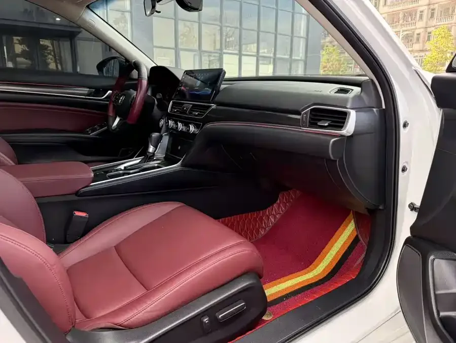 Honda Accord 2022 Accord 260TURBO Fantasy Night Premium Edition 2022 — миниатюра 2