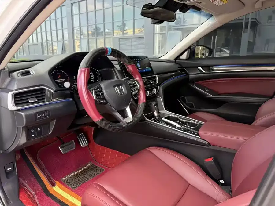 Honda Accord 2022 Accord 260TURBO Fantasy Night Premium Edition 2022 — миниатюра 3