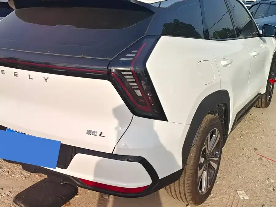 Geely Atlas L Boyue L 2025 fourth generation 1.5TD DCT starts 2025 — миниатюра 4