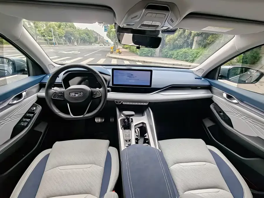 Geely Xingrui Xingrui 2023 2.0TD Premium Edition 2022 — миниатюра 5