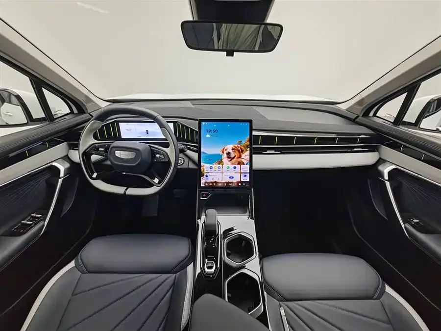 Geely Atlas L Boyue L 2023 1.5TD DCT Honor Edition 2023 — миниатюра 2