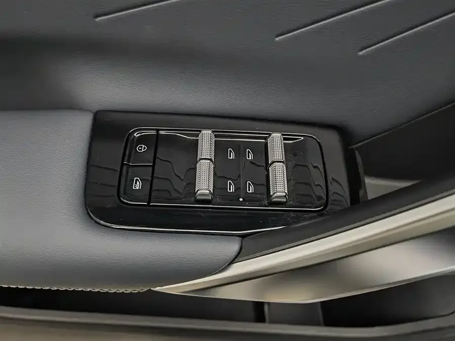 Geely Atlas L Boyue L 2023 1.5TD DCT Honor Edition 2023 — миниатюра 3