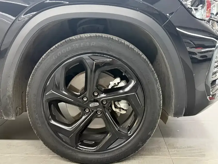Geely Monjaro Xingyue L 2021 2.0TD DCT EVO 2WD Premium Edition 2022 — миниатюра 4
