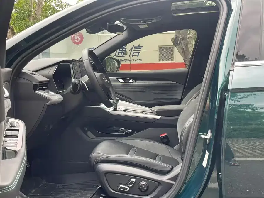 Geely Xingrui Xingrui 2023 2.0TD only available in green version 2023 — миниатюра 4