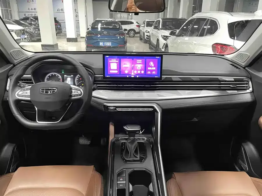 Geely Vision X6 Vision X6 2021 PRO 1.4T Automatic Premium Edition 2023 — миниатюра 3