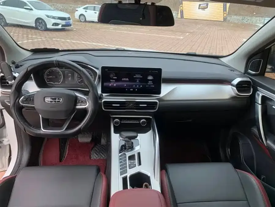 Geely Coolray SX11 Binyue 2021 1.4T DCT Diamond Edition 2022 — миниатюра 3
