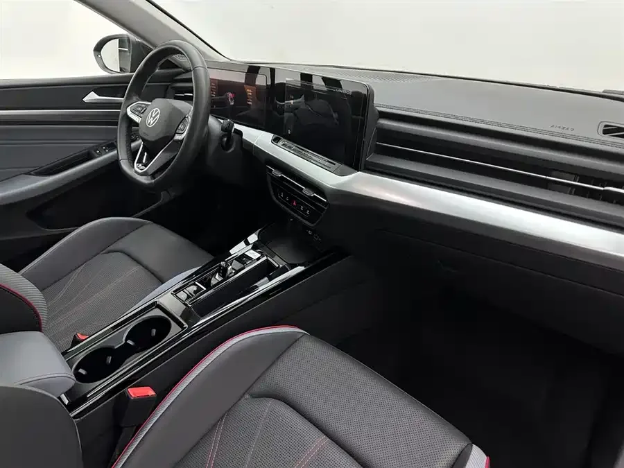 Volkswagen Lamando 2024 Lingdu Lingdu L 280TSI DSG Hot Edition 2023 — миниатюра 5