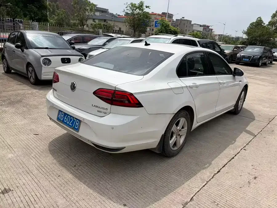 Volkswagen Lamando Lingdu 2021 230TSI DSG Fashion Edition 2022 — миниатюра 3