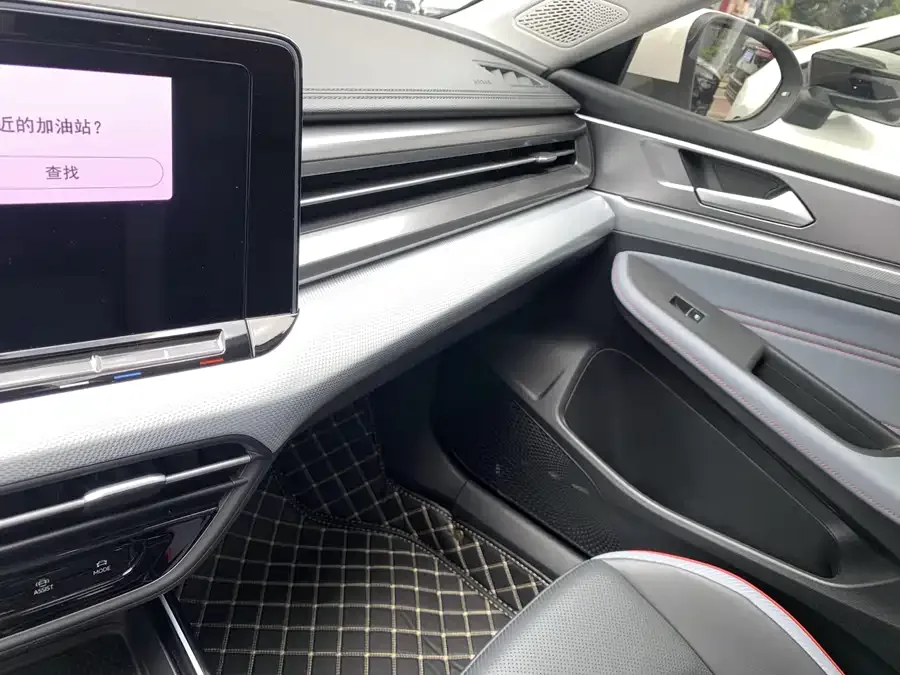 Volkswagen Lamando Lingdu 2023 Lingdu L 280TSI DSG Hot Edition 2023 — миниатюра 3