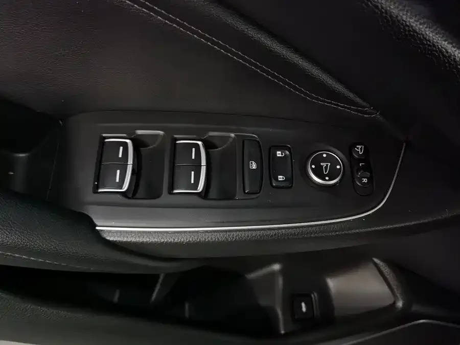Honda Accord Accord 2022 260TURBO Deluxe Edition 2022 — миниатюра 3