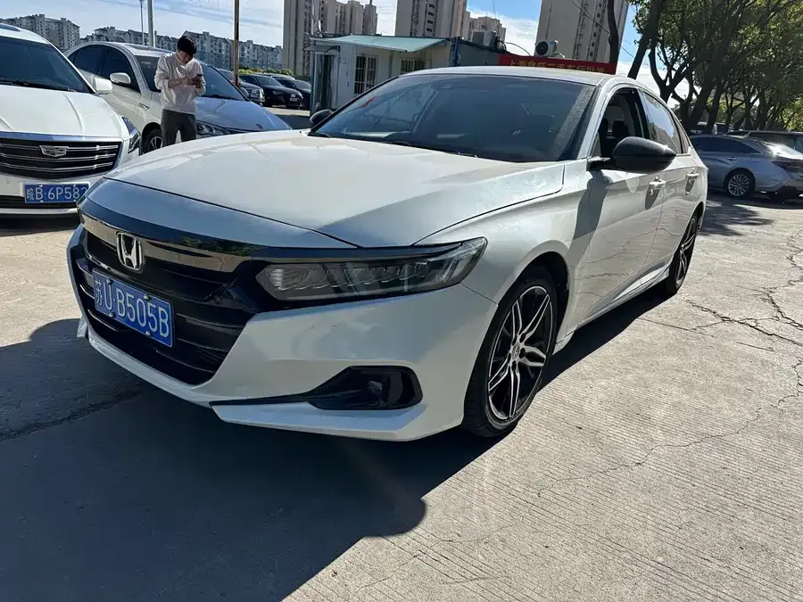 Honda Accord 2022 Accord 260TURBO Fantasy Night Premium Edition 2023 — фото 1, купить с доставкой в Москву