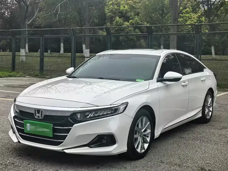 Honda Accord Accord 2022 260TURBO Deluxe Edition 2023 — фото 1, купить с доставкой в Москву