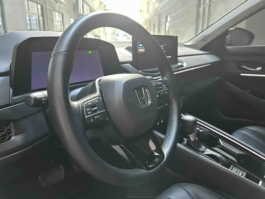 Honda Accord Accord 2025 Sports Series 260TURBO Luxury Edition 2025 — миниатюра 5