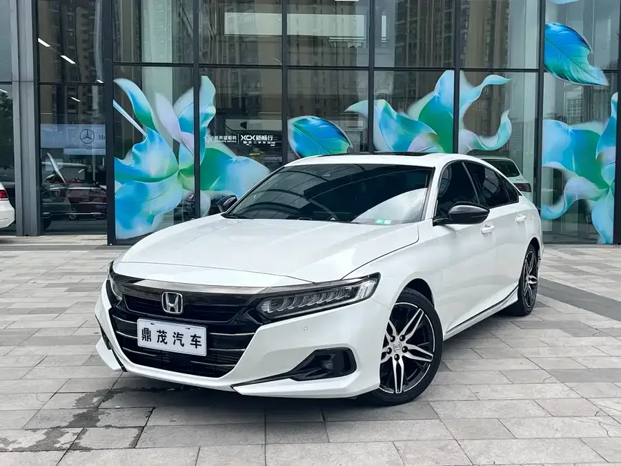 Honda Accord 2022 Accord 260TURBO Fantasy Night Premium Edition 2022 — фото 1, купить с доставкой в Москву