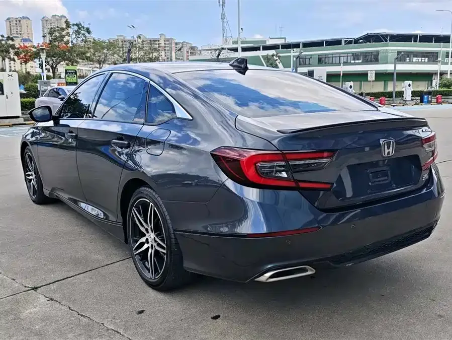 Honda Accord 2022 Accord 260TURBO Fantasy Night Premium Edition 2022 — миниатюра 2