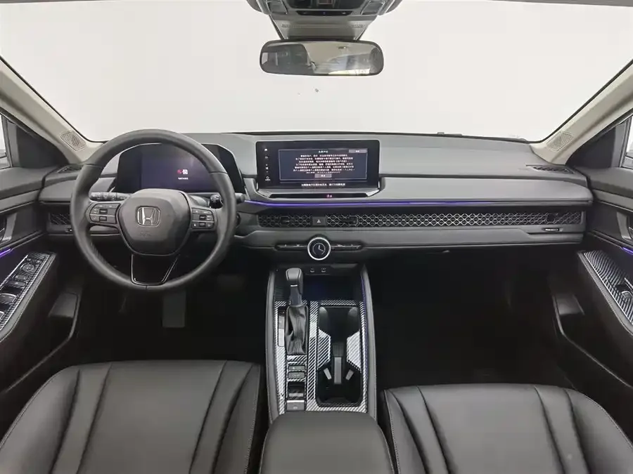 Honda Accord Accord 2025 260TURBO Luxury Edition 2025 — миниатюра 2