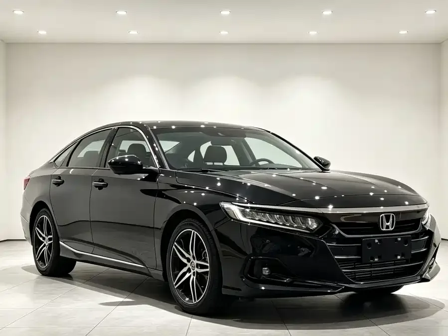Honda Accord 2022 Accord 260TURBO Fantasy Night Premium Edition 2022 — фото 1, купить с доставкой в Москву