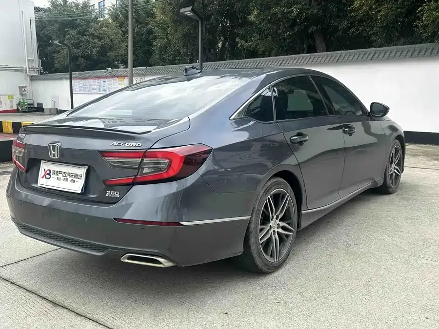 Honda Accord 2022 Accord 260TURBO Fantasy Night Premium Edition 2022 — миниатюра 2