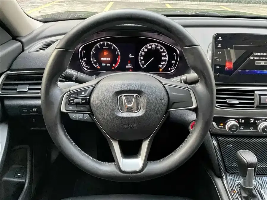 Honda Accord Accord 2022 260TURBO Deluxe Edition 2022 — миниатюра 2